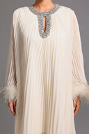 Delilah Long Sleeves Round Neck Diamond Feather Midi Dress