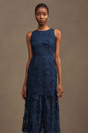 Irregular Romantic Contour Round Neck Sleeveless Floral Lace Maxi Dress