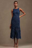 Irregular Romantic Contour Round Neck Sleeveless Floral Lace Maxi Dress