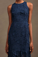 Irregular Romantic Contour Round Neck Sleeveless Floral Lace Maxi Dress