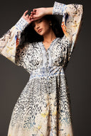 Daware Deep-V Long Sleeves Printing Maxi Dress